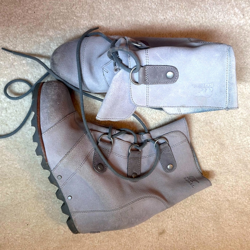 Sorel Lace Up Wedge boot